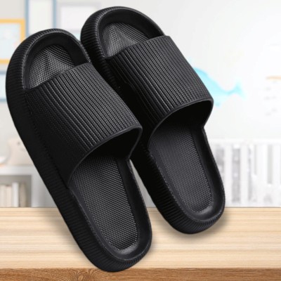 Dee Rook Men Slides(Black , 7)