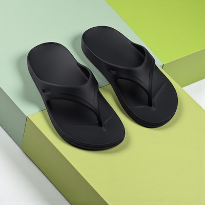 ventus Men Flip Flops(Black , 7)