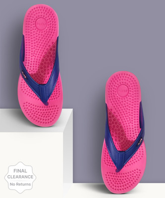 FLITE Women Flip Flops(Pink , 5)