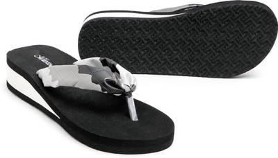 MILESTOE Women Slippers(Black , 6)