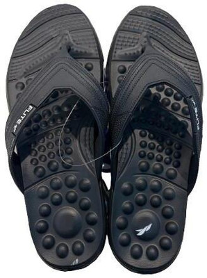 FLITE Men Flip Flops(Black , 6)