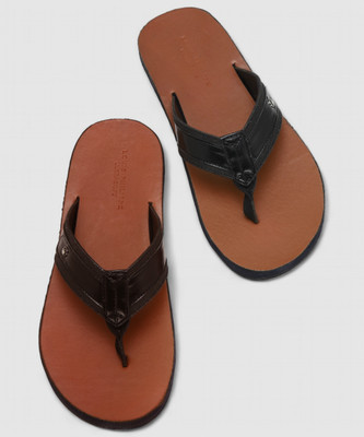 LOUIS PHILIPPE Men Flip Flops(Black , 10)