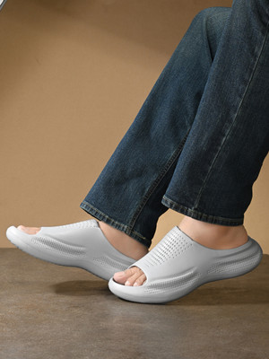 HRX by Hrithik Roshan Men Ultra-Lightweight & Flexible EVA Slip-On for All-Day Comfort Slides(Grey , 9)