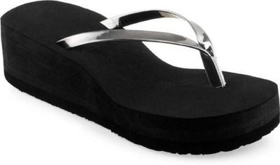 kishu Women Flip Flops(Silver, Black , 7)