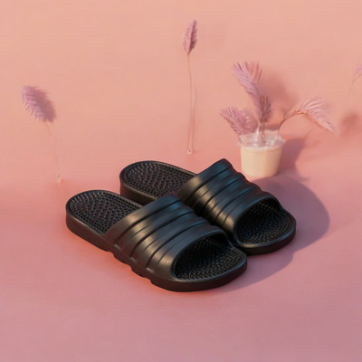 Feel alive Men Slides(Black , 7)