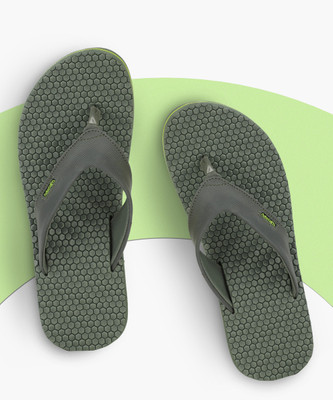 Bata Men Flip Flops(Multicolor , 9)