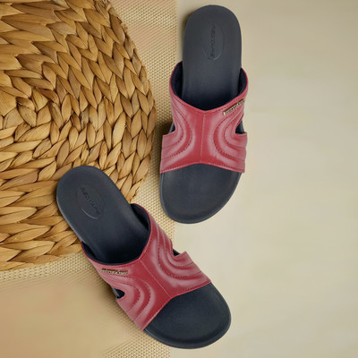 RED TAPE Women Slides(Maroon , 7)
