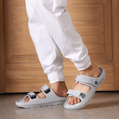 athree Men Slides(Grey , 7)