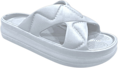 Svaar Women Slides(White , 6)