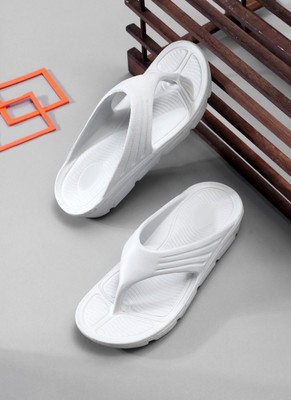 TAFFRAL Men Trending Stylish Lightweight Comfort Flip Flops Slippers(White , 8)