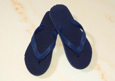 BreeZy Men Slippers(Navy , 10)