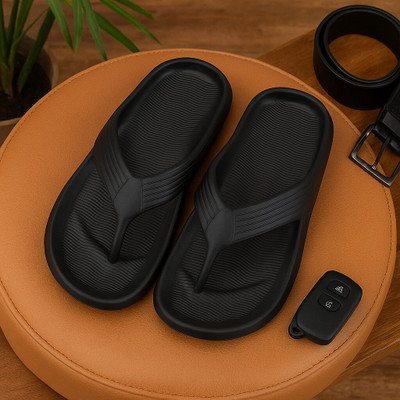Feel alive Men Slides(Black , 8)