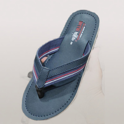 house of common Men Flip Flops(Black , 6)