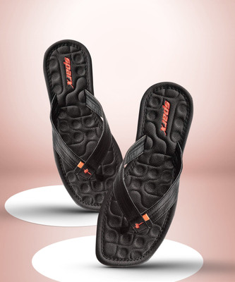 Sparx Men Flip Flops(Black , 7 UK/India)