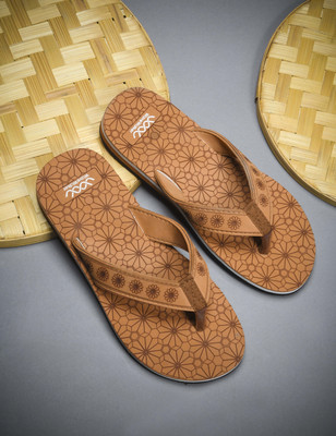 Wave Walker Women Flip Flops(Tan , 5)