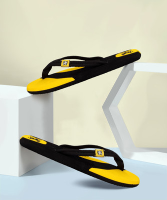 GUARDIAN Men Slippers(Multicolor , 6 UK/India)