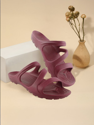RED TAPE Women Slides(Maroon , 7)
