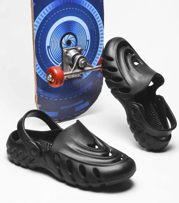 BERSACHE Men Flip Flops(Black , 6)