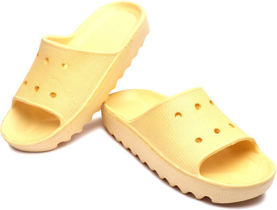 Ambit Men Slides(Yellow , 10)