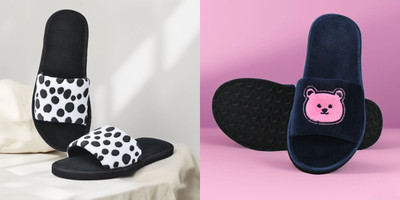 Y key Women Flip Flops(Black, Navy , 4)