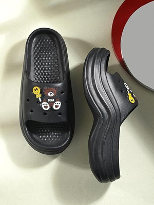 Cogs Women Slides(Black , 8)