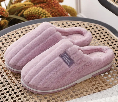 WOLVESDEN Women Flip Flops(Purple , 4)