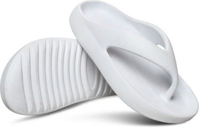 FEEL TIME Men Slides(White , 8)