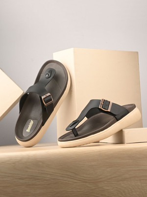 Roadster Men Slides(Black , 8)