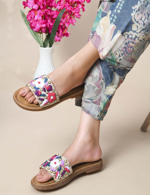 PEEK Women Flats(Red , 4)