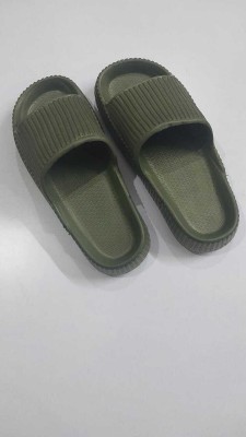 Elitekick Men Slides(Green , 8)