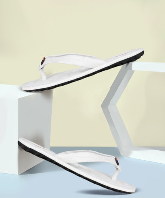 Sparx Men Flip Flops(White, White , 9)