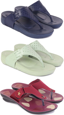 DRACKFOOT Women Slippers(Multicolor , 7)