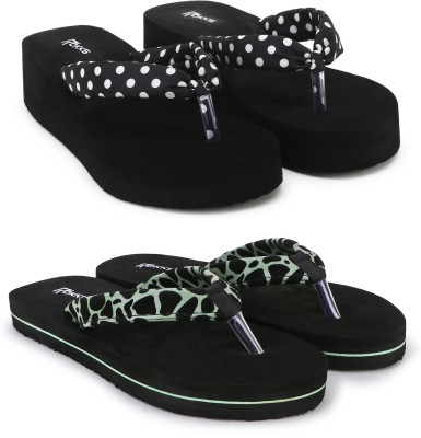 Ciovo Women Slippers(Black, Green , 8)