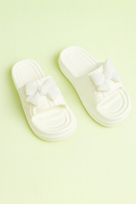 FOAMTEK Women Slippers(White , 8)