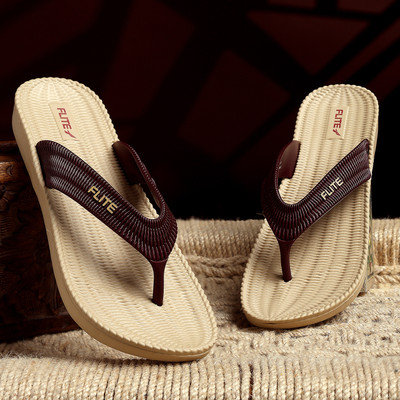 FLITE Women Slippers(Beige , 4)