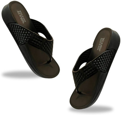 house of common Women Slippers(Black , 8)