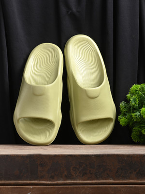 Afrojack Men Slides(Green , 7)