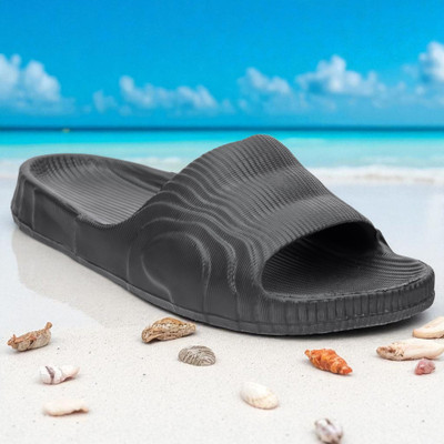 Feel alive Men Slides(Black , 8)