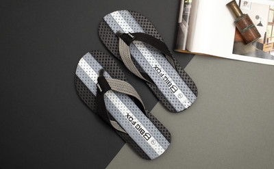 BIG FOX Men Flip Flops(Grey , 10)