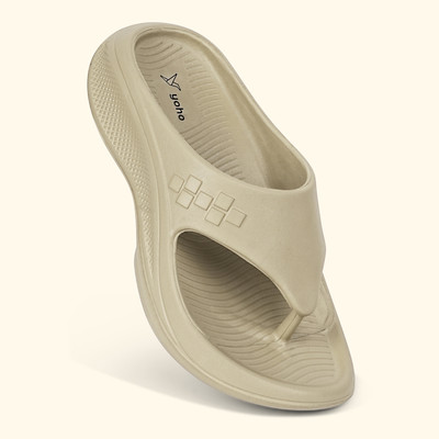 yoho Men Flip Flops(Beige , 8)