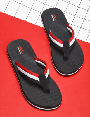 Wave Walker Men Flip Flops(Black , 6)