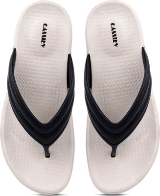 Cassiey Women Slippers(Black , 3)