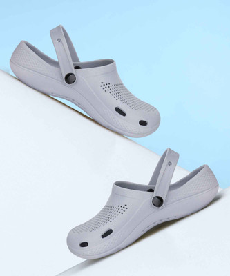 Earton Men Flip Flops(White , 7)