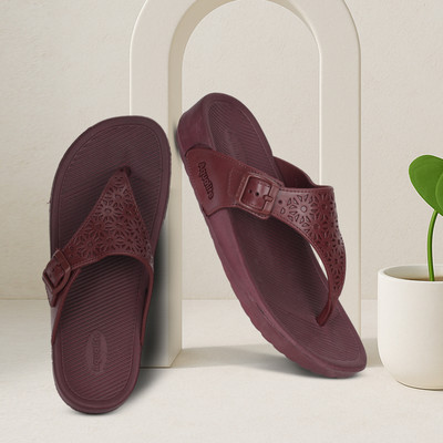 Aqualite Women Slippers(Maroon , 8)