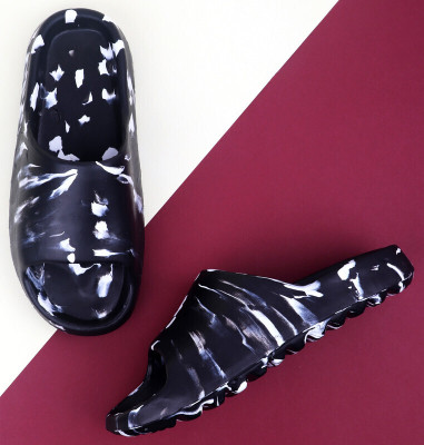 Fuliva Men Slides(Black, White , 6)