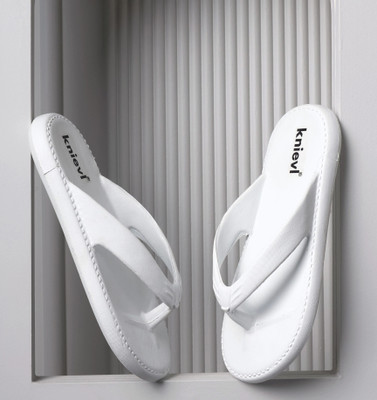 KNIEVL Men Flip Flops(White , 7)