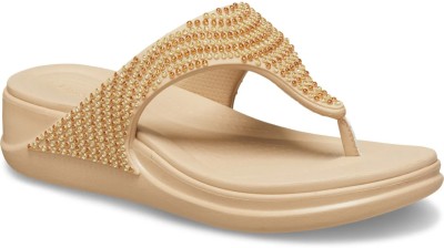 CROCS Women Wedges(Khaki , 6)