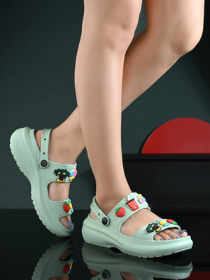 Layasa Women Clogs(Green , 7)