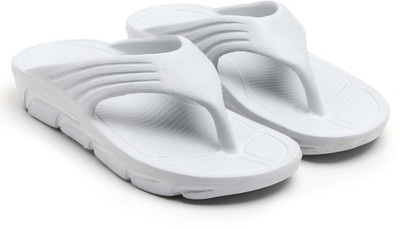 TAFFRAL Men Trending Stylish Lightweight Comfort Flip Flops Slippers(White , 8)
