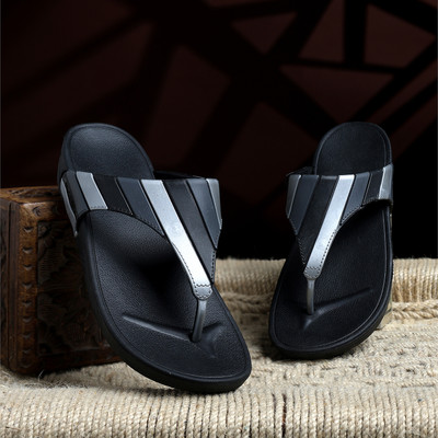 FLITE Women Slippers(Black , 5)